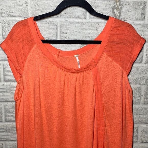 ⭐️NWT MSRP $58 Free People Keep it Casual Tee Women's Size Small - Picture 5 of 7